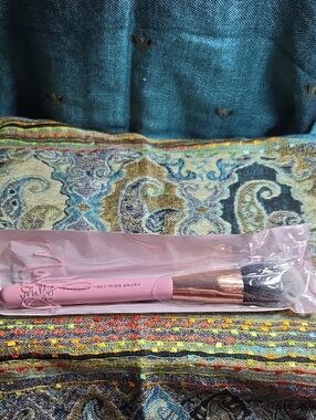 Mally Beauty Pink Precision Makeup Brush with Rose Gold Ferrule